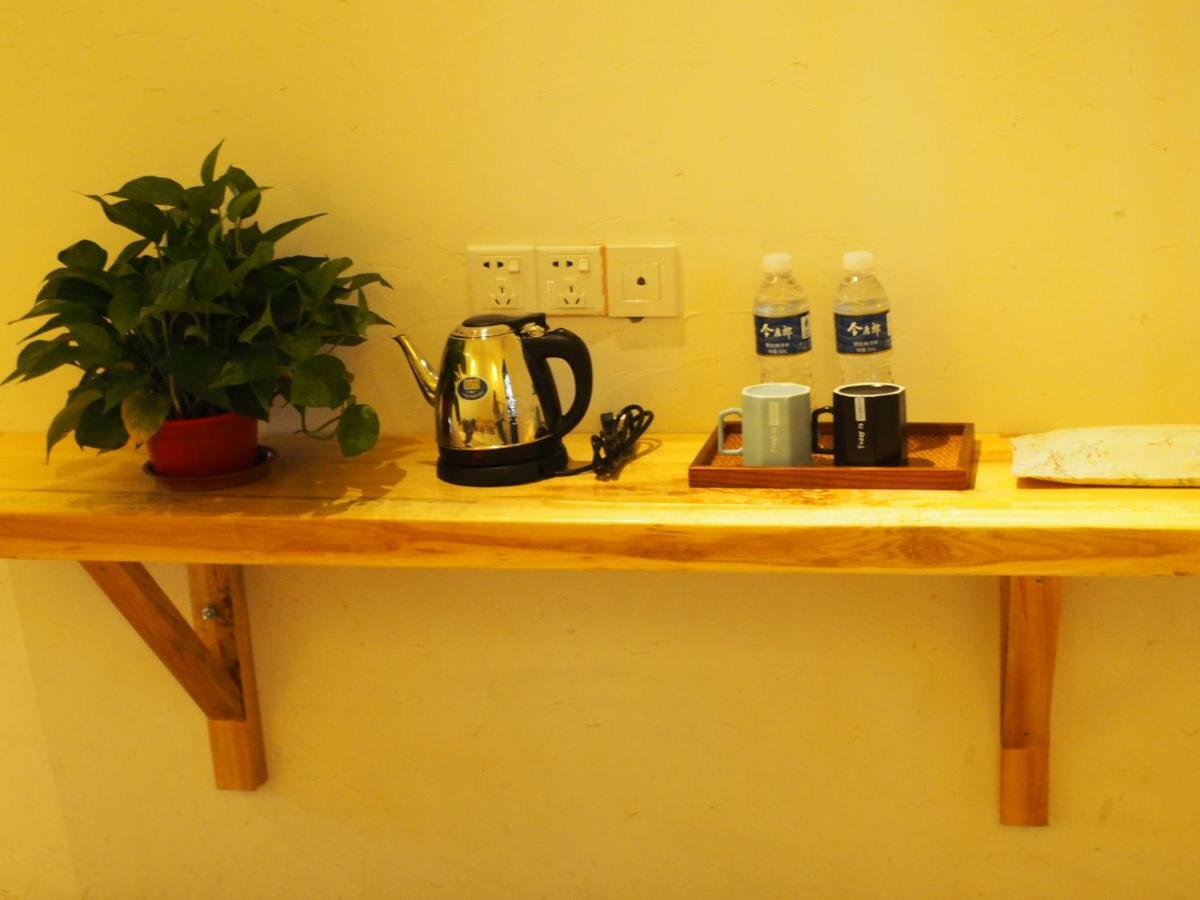 Right Here Hotel Dunhuang Esterno foto